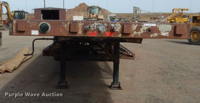 image for item IK9799 1977 Fruehauf FBEP42 flatbed trailer