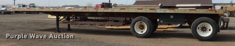 image for item IK9799 1977 Fruehauf FBEP42 flatbed trailer