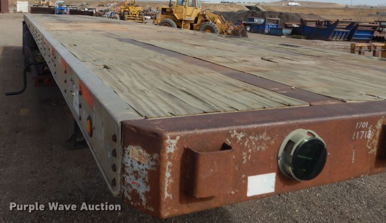 image for item IK9799 1977 Fruehauf FBEP42 flatbed trailer
