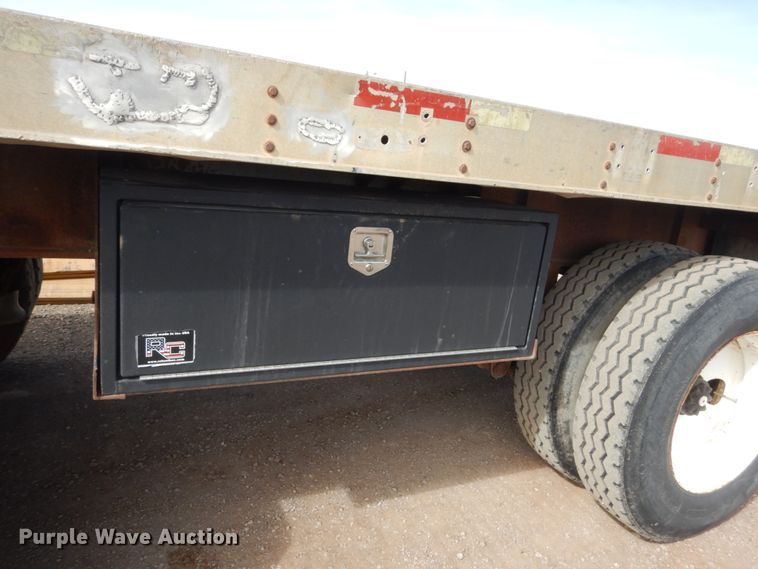 image for item IK9799 1977 Fruehauf FBEP42 flatbed trailer