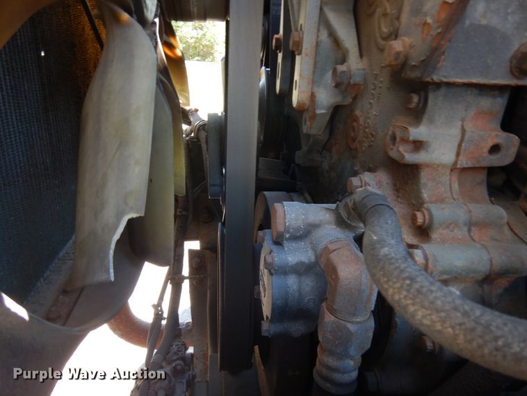 image for item IL9828 2005 Western Star 4900  flatbed truck