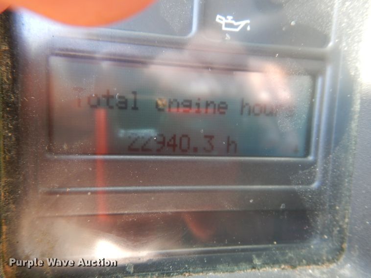 image for item IL9844 2000 Volvo VN Series  semi truck