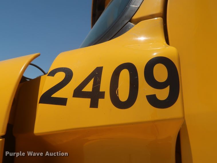 image for item IO9190 2018 Freightliner Cascadia 125  semi truck