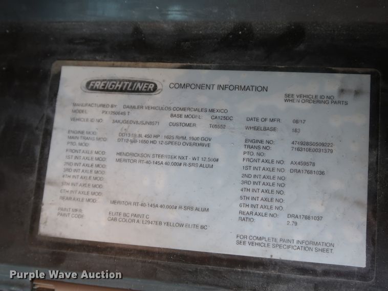 image for item IO9190 2018 Freightliner Cascadia 125  semi truck