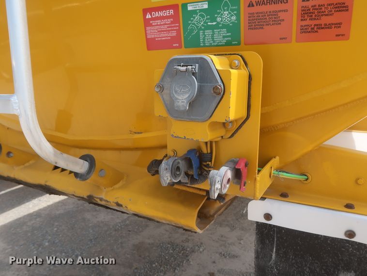 image for item IO9216 2014 Mac LTT  tank trailer