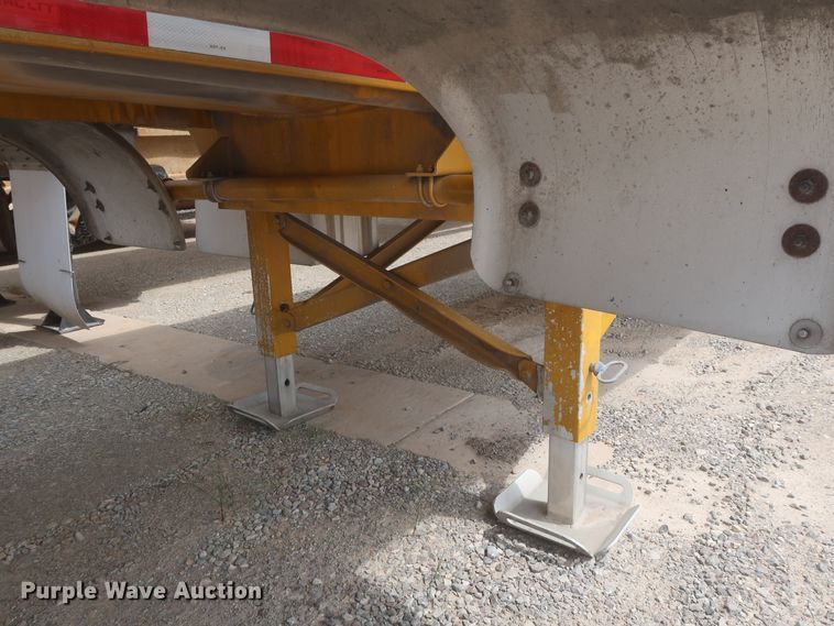 image for item IO9216 2014 Mac LTT  tank trailer