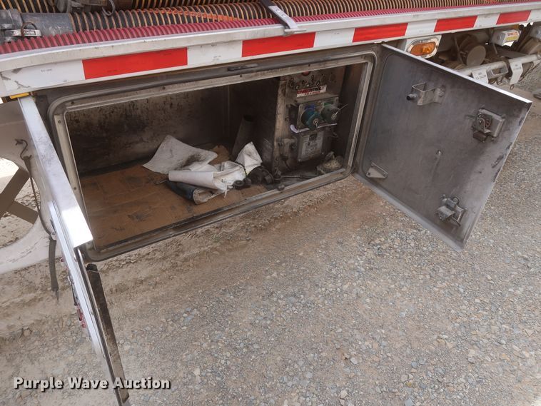 image for item IO9216 2014 Mac LTT  tank trailer