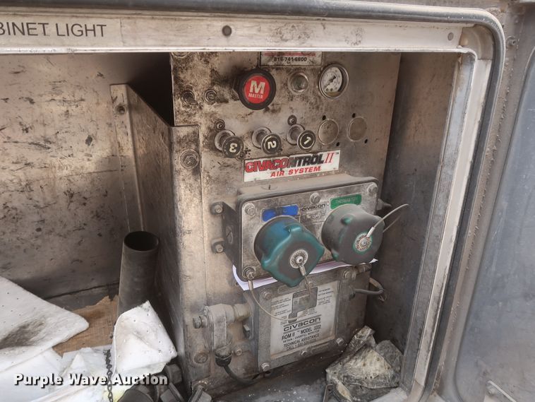 image for item IO9216 2014 Mac LTT  tank trailer