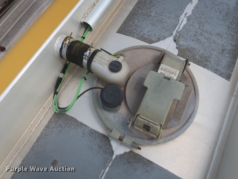 image for item IO9216 2014 Mac LTT  tank trailer