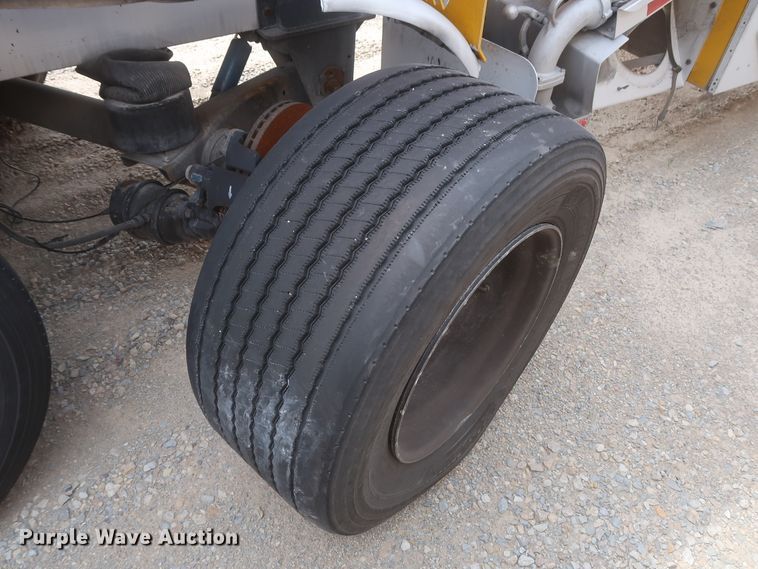 image for item IO9216 2014 Mac LTT  tank trailer