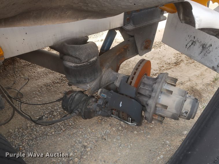 image for item IO9216 2014 Mac LTT  tank trailer