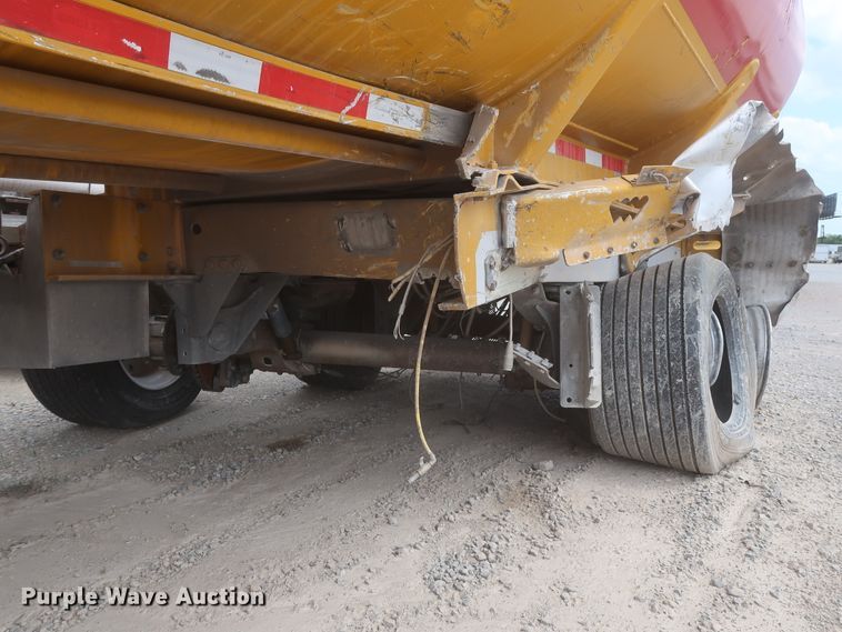 image for item IO9216 2014 Mac LTT  tank trailer