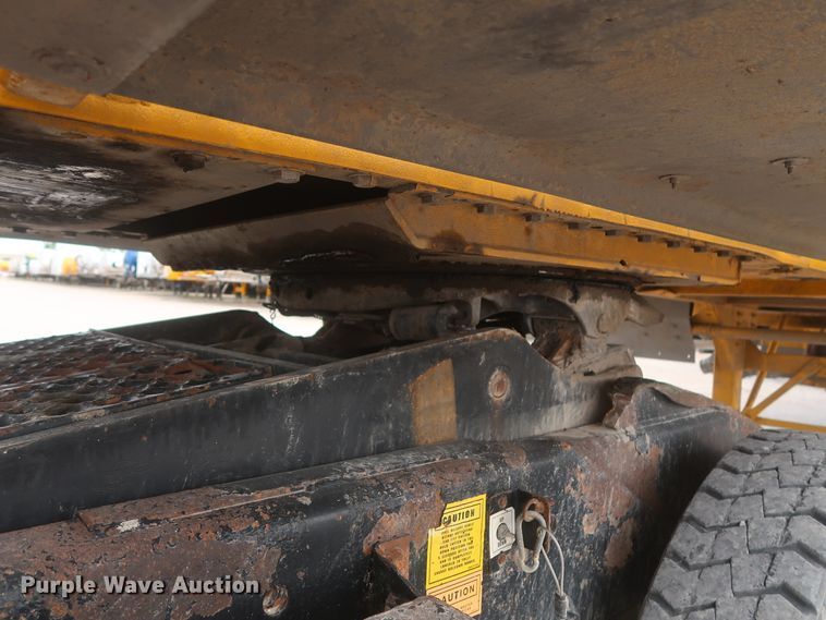 image for item IO9217 2013 Mac LTT  tank trailer