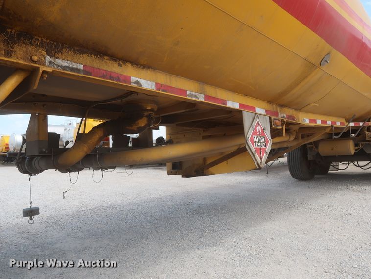 image for item IO9217 2013 Mac LTT  tank trailer
