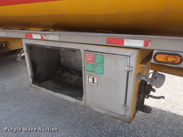 image for item IO9217 2013 Mac LTT  tank trailer