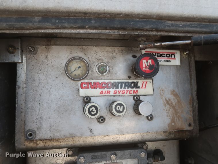 image for item IO9217 2013 Mac LTT  tank trailer