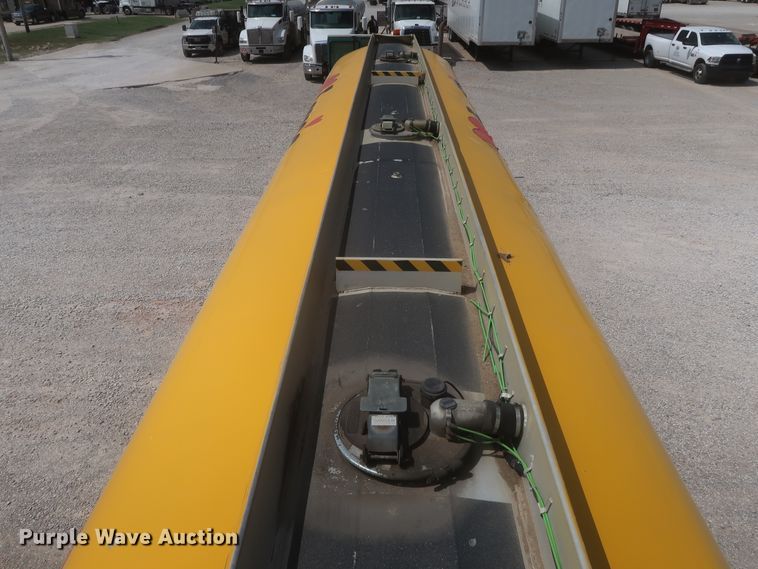 image for item IO9217 2013 Mac LTT  tank trailer