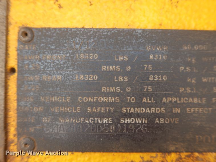 image for item IO9217 2013 Mac LTT  tank trailer