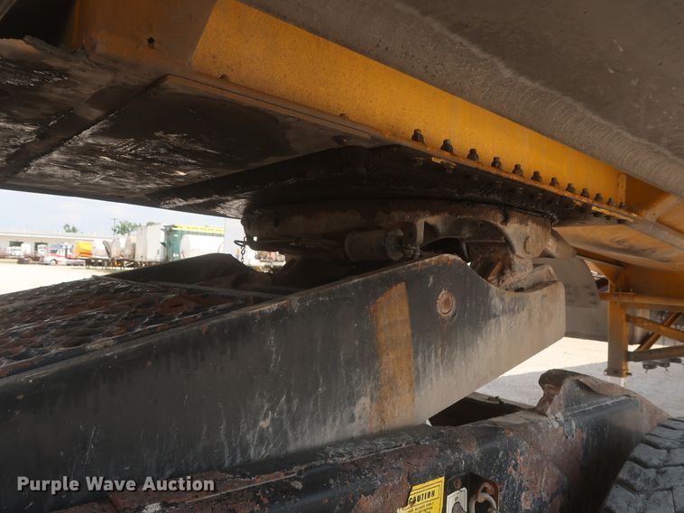 image for item IO9218 2010 Beall  tank trailer