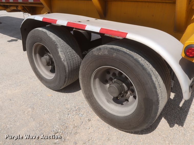 image for item IO9218 2010 Beall  tank trailer