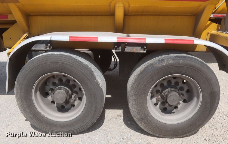 image for item IO9218 2010 Beall  tank trailer