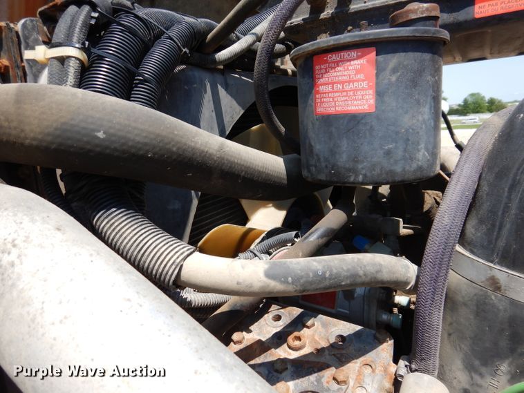 image for item IQ9702 1992 Ford LS8000  fuel truck