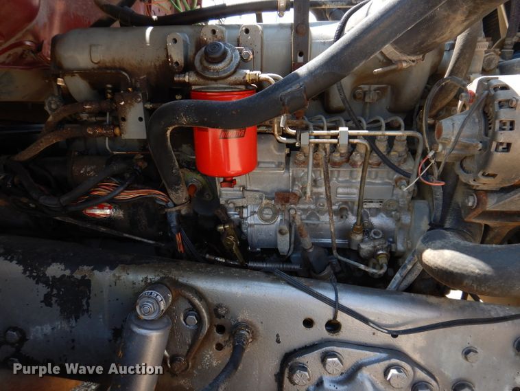 image for item IQ9702 1992 Ford LS8000  fuel truck