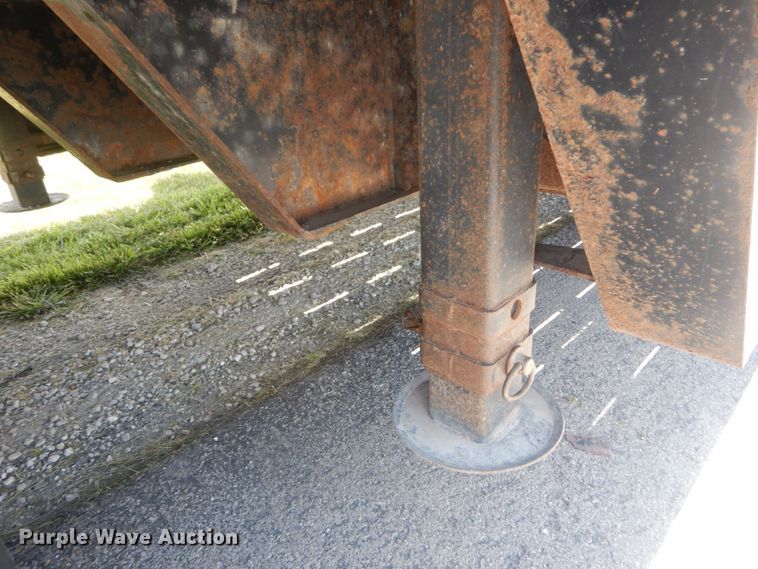 image for item IT9172 2008 Trail King TK110HT-443  drop deck equipment trailer