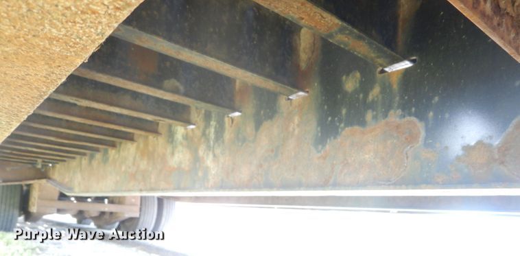 image for item IT9172 2008 Trail King TK110HT-443  drop deck equipment trailer