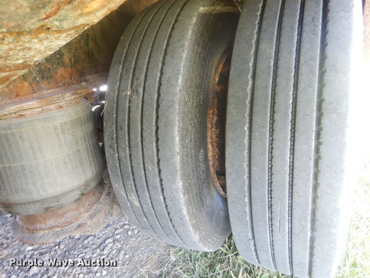 image for item IT9172 2008 Trail King TK110HT-443  drop deck equipment trailer