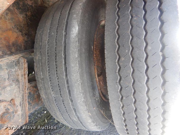 image for item IT9172 2008 Trail King TK110HT-443  drop deck equipment trailer