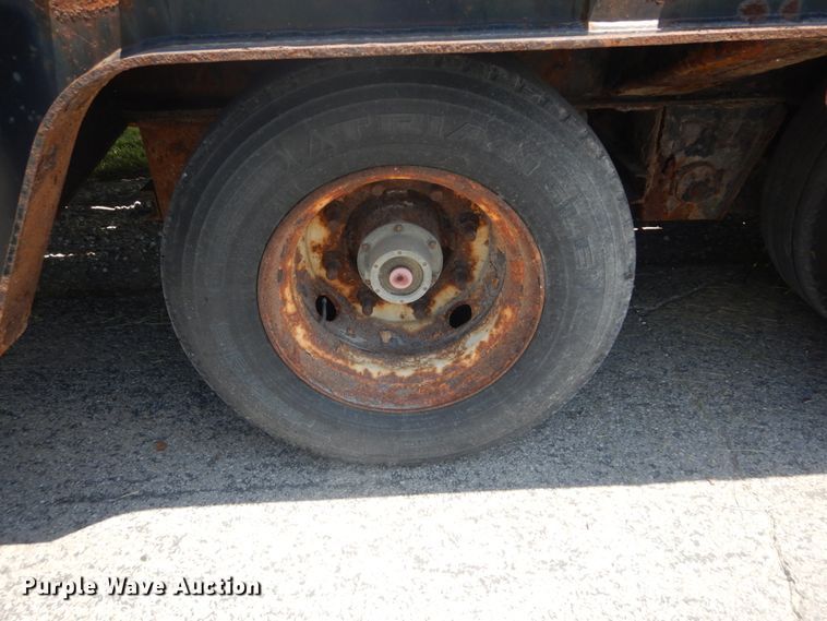 image for item IT9172 2008 Trail King TK110HT-443  drop deck equipment trailer