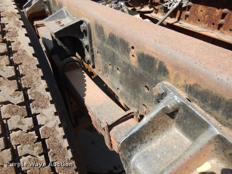 image for item IT9412 2002 International 4300  truck cab and chassis