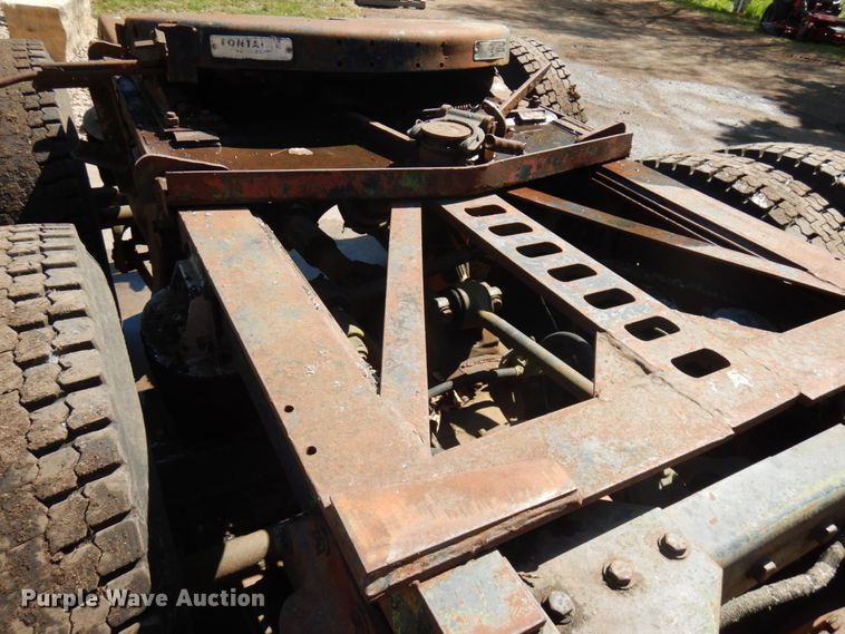 image for item IT9417 1972 Kenworth W923  semi truck