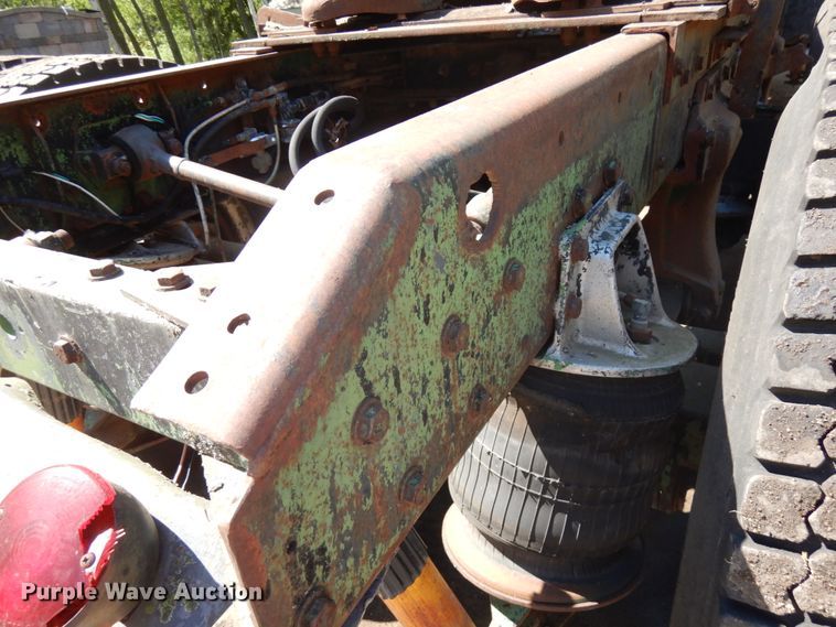 image for item IT9417 1972 Kenworth W923  semi truck