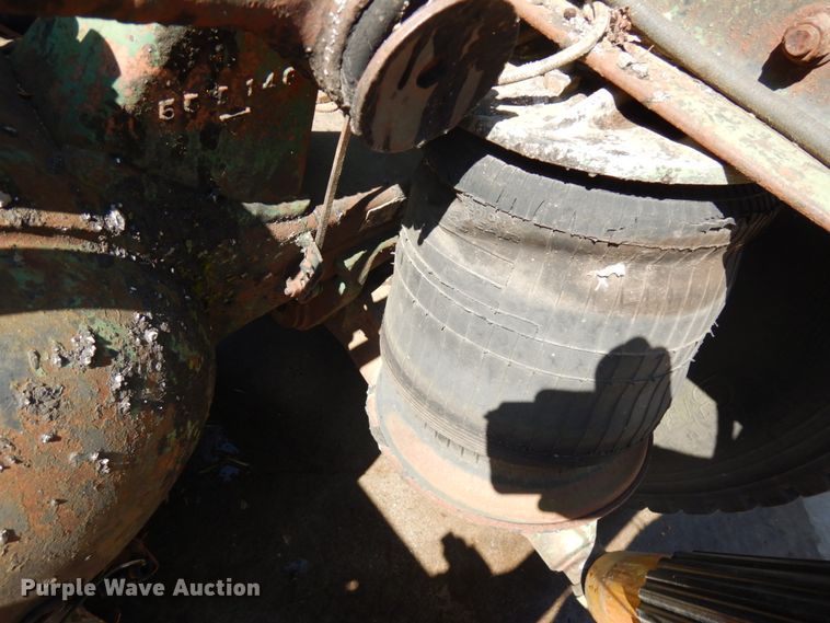 image for item IT9417 1972 Kenworth W923  semi truck