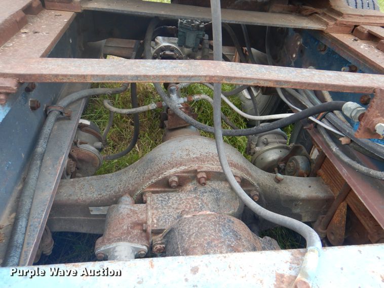 image for item JY9735 1975 International Transtar II  semi truck