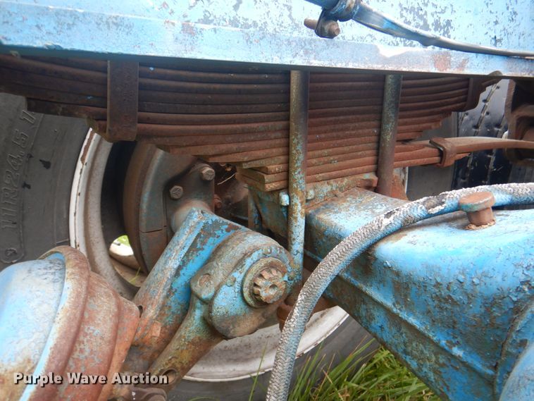 image for item JY9735 1975 International Transtar II  semi truck