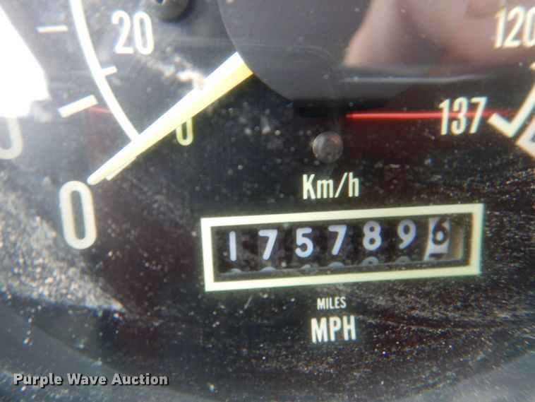 image for item JY9735 1975 International Transtar II  semi truck