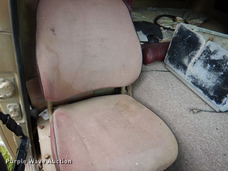 image for item JY9735 1975 International Transtar II  semi truck