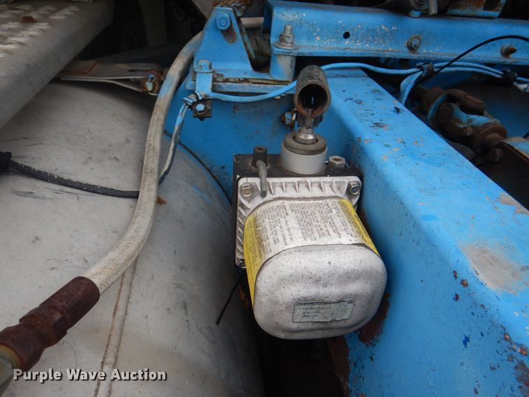 image for item JY9735 1975 International Transtar II  semi truck