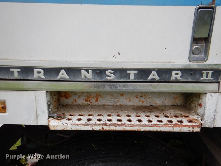 image for item JY9735 1975 International Transtar II  semi truck