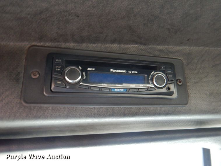 image for item JY9809 1999 Mack CH613  semi truck