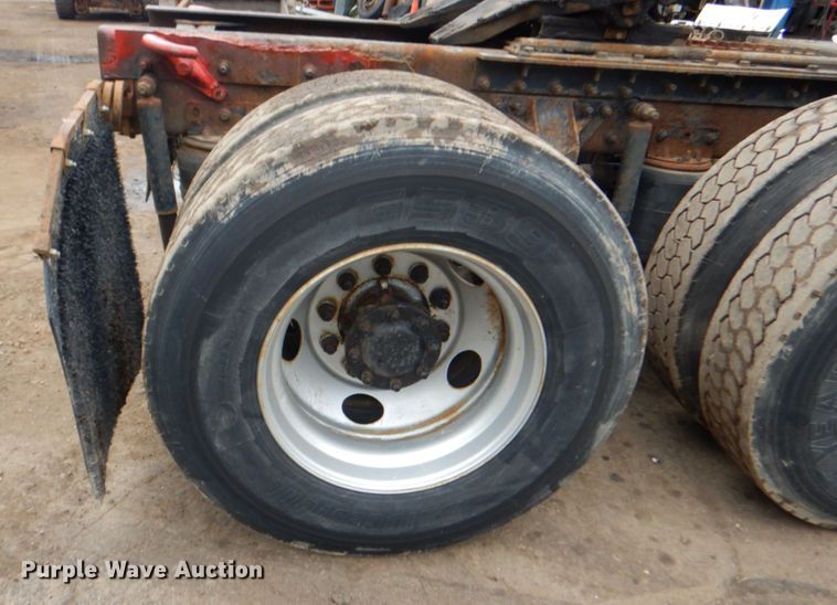 image for item JY9809 1999 Mack CH613  semi truck