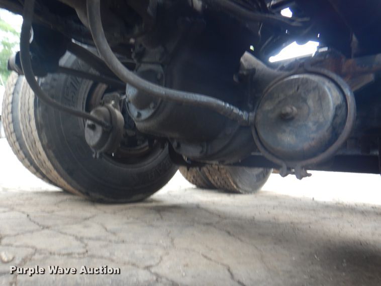 image for item JY9813 2007 Mack CXP613  semi truck