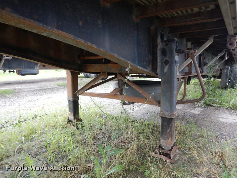 image for item KU9550 1998 Utility  flatbed trailer