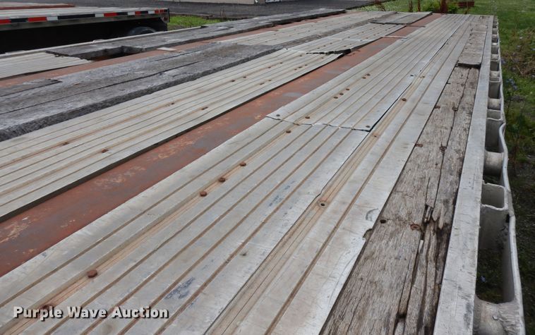 image for item KU9550 1998 Utility  flatbed trailer