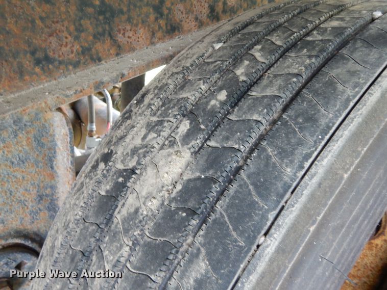 image for item KU9550 1998 Utility  flatbed trailer