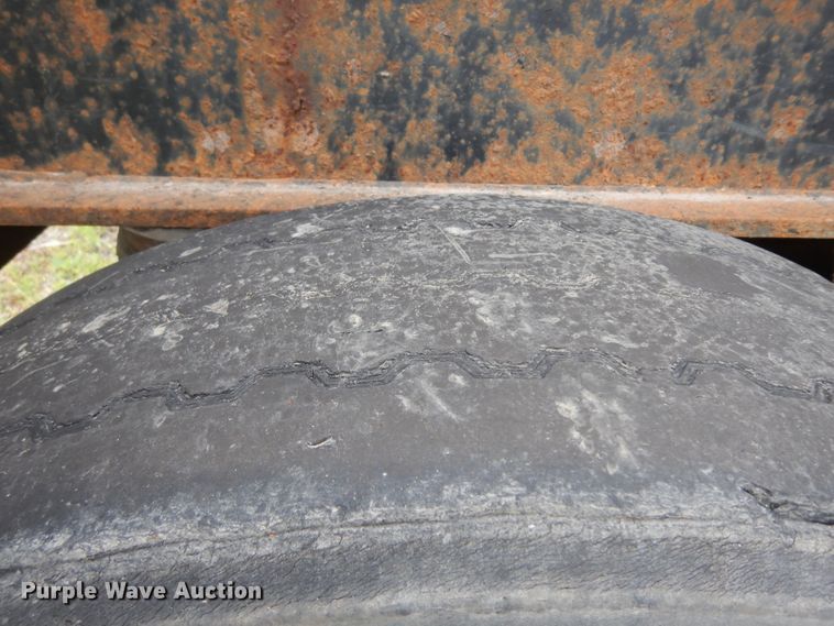 image for item KU9550 1998 Utility  flatbed trailer