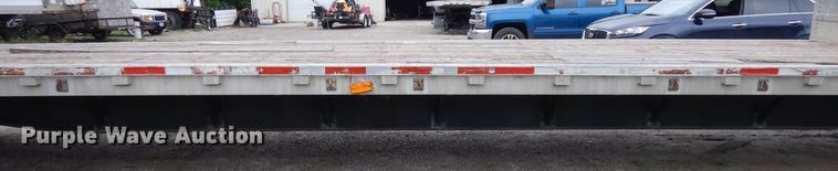 image for item KU9551 1995 Wilson CFD-900  drop deck trailer